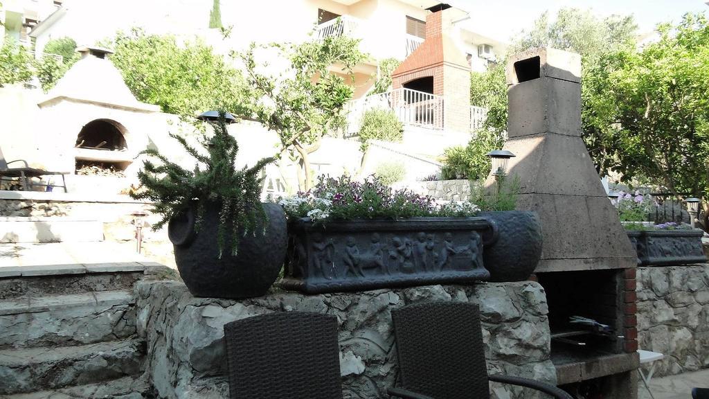 Holiday Home Apartment Tedo Klek Exterior foto