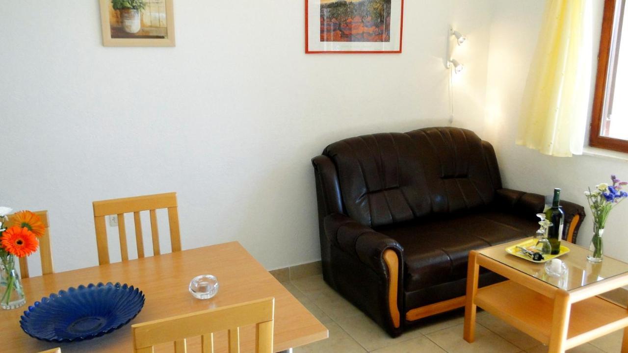 Holiday Home Apartment Tedo Klek Exterior foto